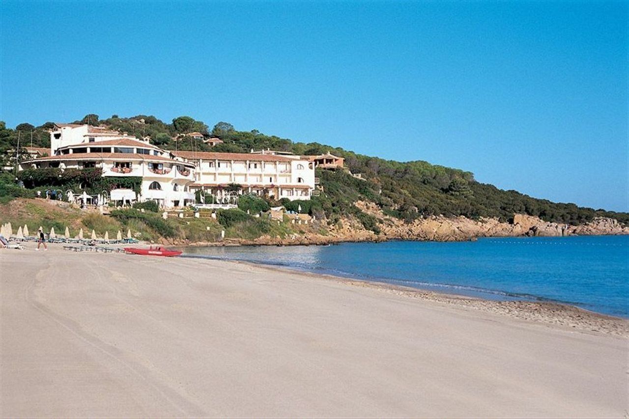 Club Hotel